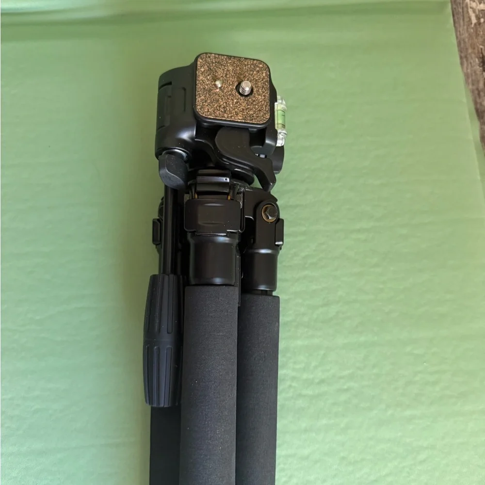 STX Black Tripod with Carrying Case